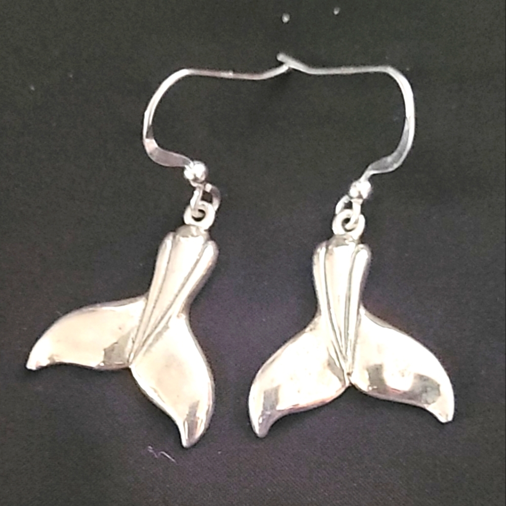 Earrings *